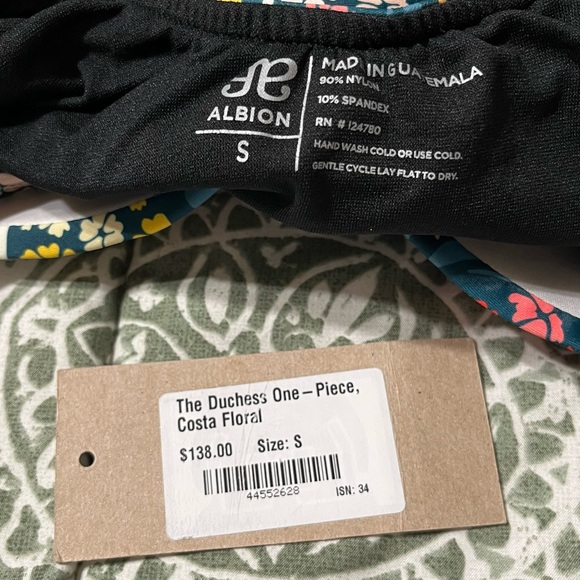 AlbionFit — Costa Floral — The Duchess One Piece - Picture 5 of 6